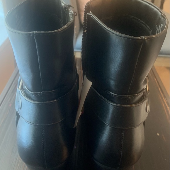 Boots - Picture 2 of 3